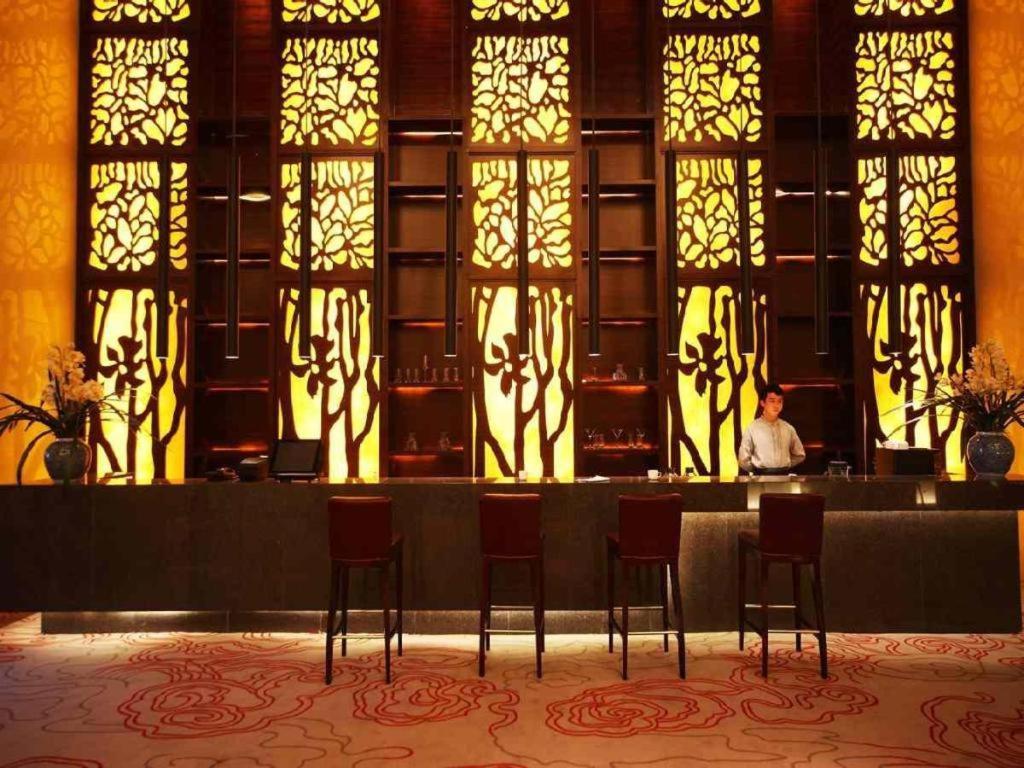 Hai-yang-hsien Haiyang Shenglong Jianguo Hotel מראה חיצוני תמונה