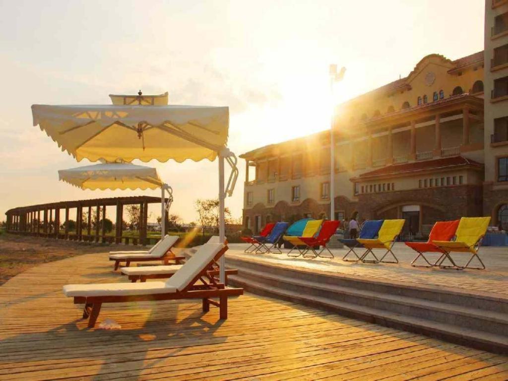 Hai-yang-hsien Haiyang Shenglong Jianguo Hotel מראה חיצוני תמונה