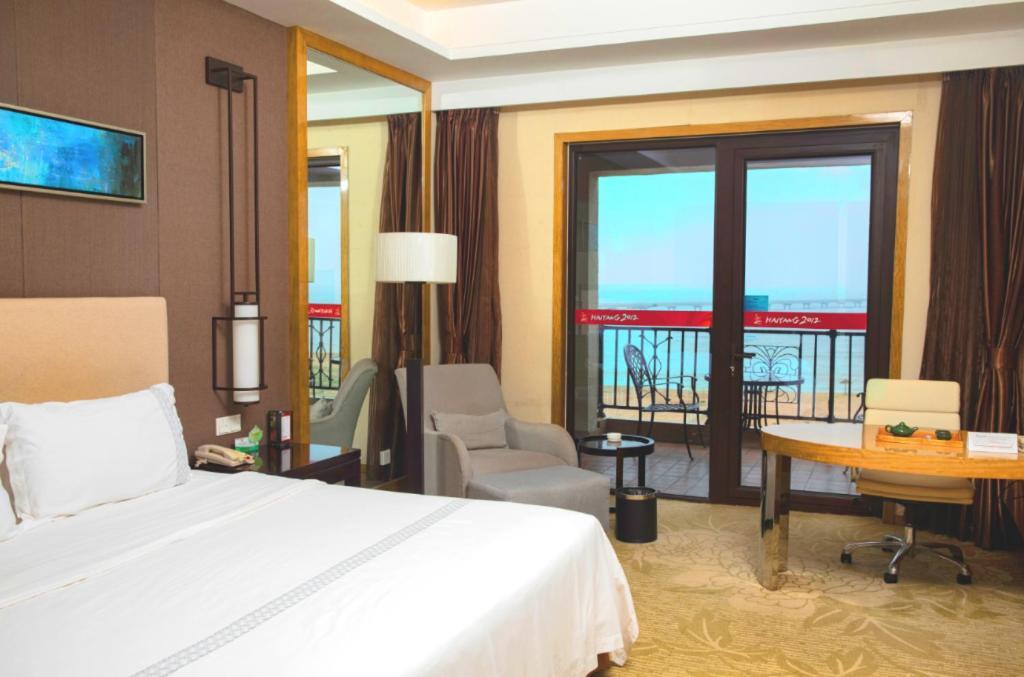 Hai-yang-hsien Haiyang Shenglong Jianguo Hotel מראה חיצוני תמונה