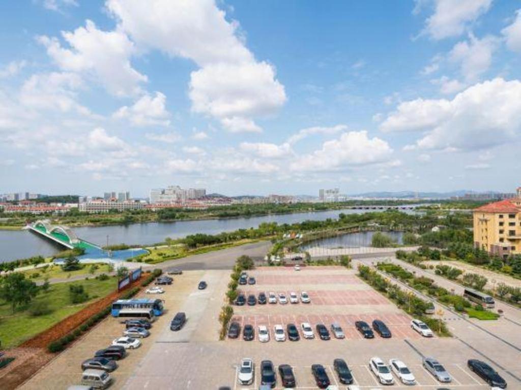 Hai-yang-hsien Haiyang Shenglong Jianguo Hotel מראה חיצוני תמונה